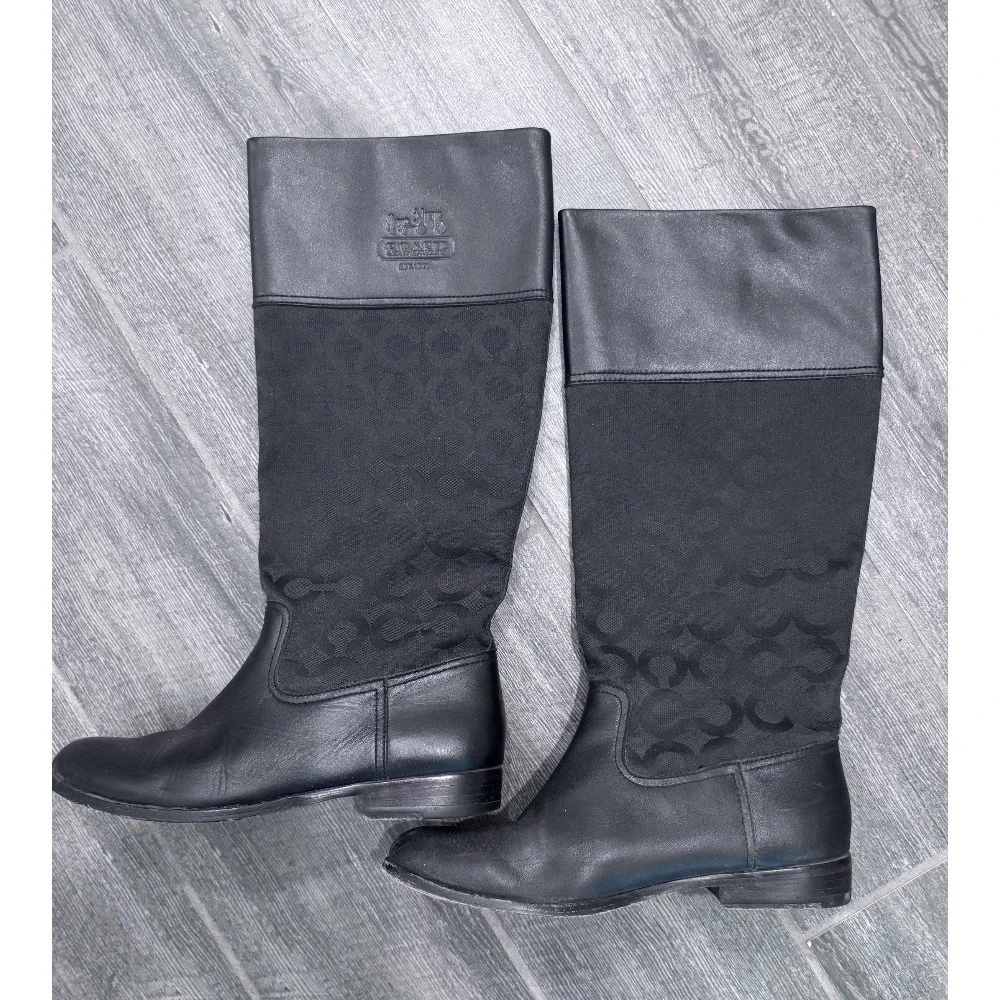 Coach Chrissi Signature Logo Khaki & Tall Boot Riding Boot Size 7.5‎ - Picture 2 of 5